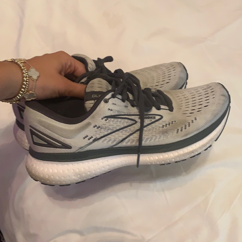 Brooks Ghost Running shoe